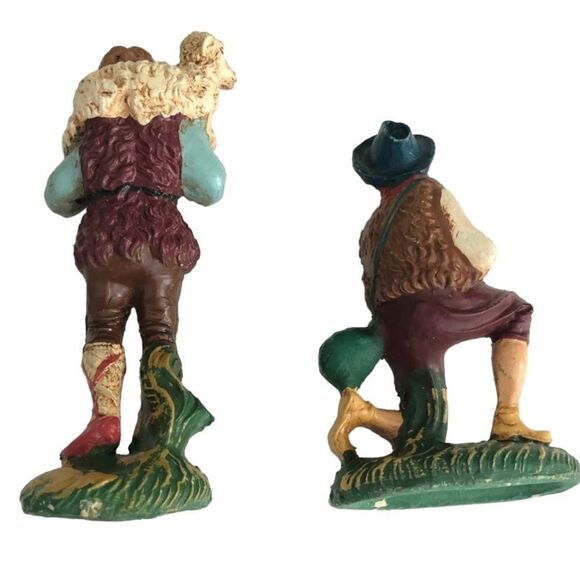 19 PIECE POSSIBLY ANTIQUE HAND PAINTED NATIVITY MADE IN ITALY - Picture 9 of 16